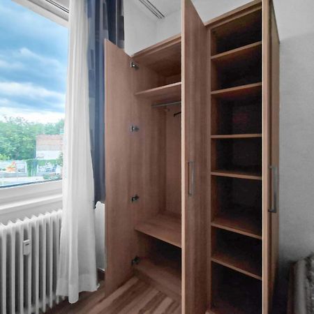 Josef Wolfik Strasse 10 Apartment Stockerau Exterior foto