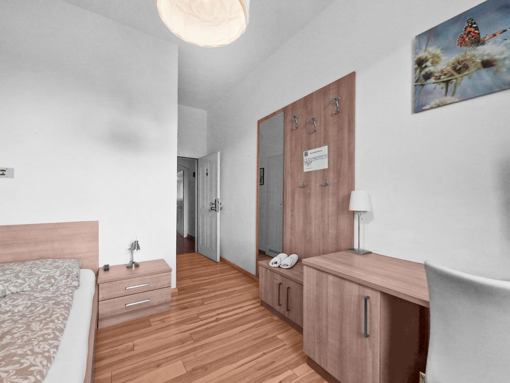 Josef Wolfik Strasse 10 Apartment Stockerau Exterior foto